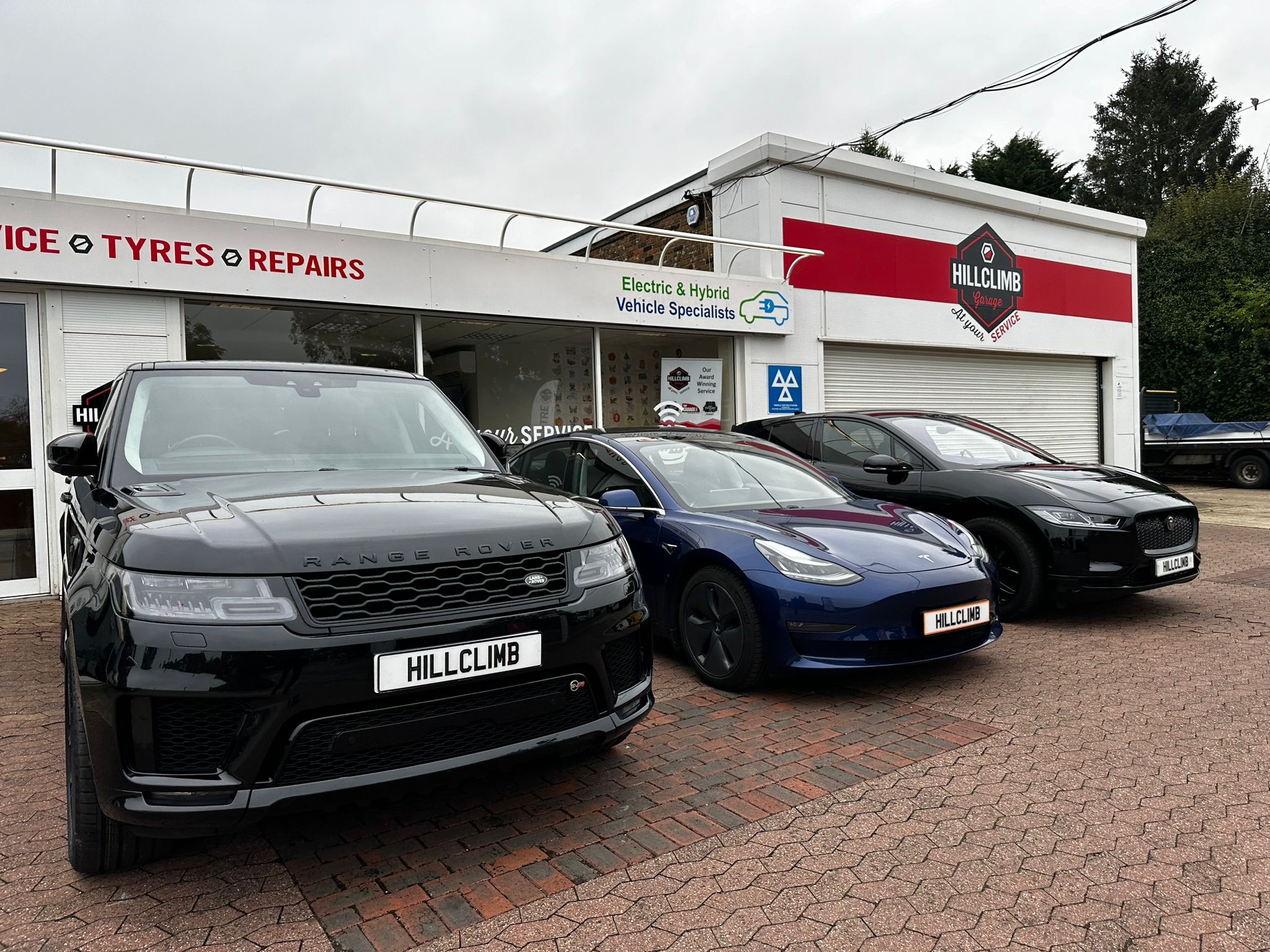 Range Rover Hybrid, Tesla & Jaguar EV